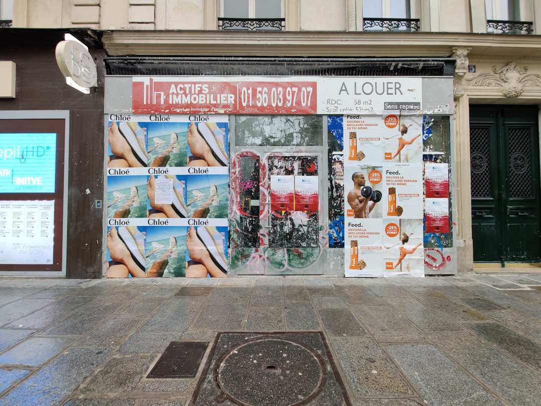 Google AI Mode, Ask Maps et requêtes brandées : 5 changements essentiels pour votre SEO en 2026 2 Fiche Google Maps d'un commerce local avec avis clients et photos