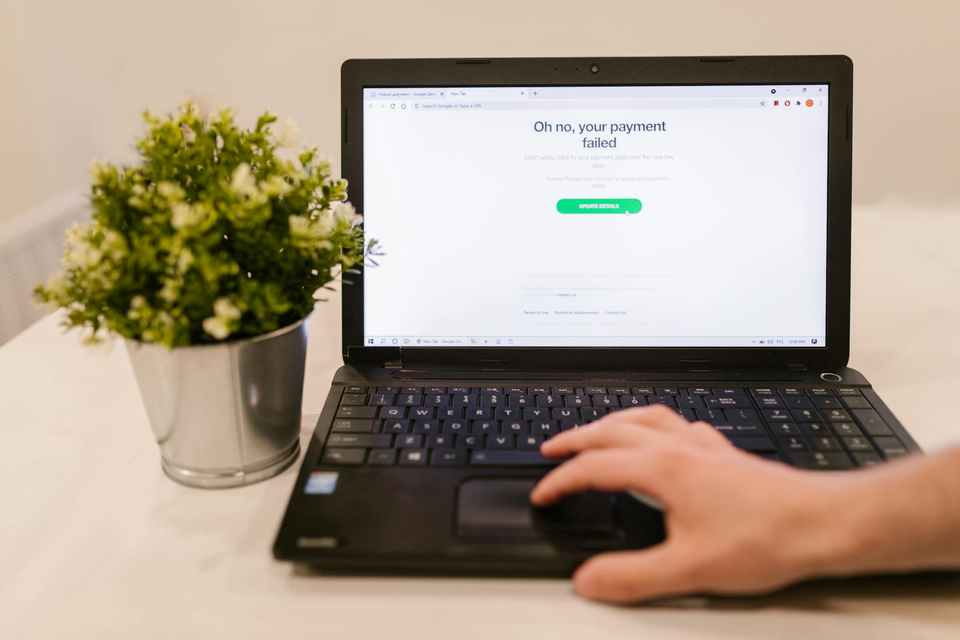 Écran montrant des erreurs fréquentes lors de la création d'un site web